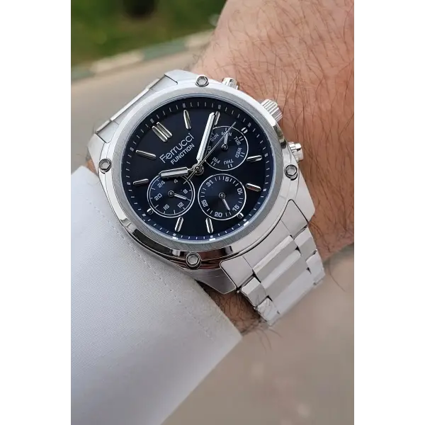 Kadranı Lacivert Kordonu Gümüş Renk 43 mm İç Göstergeleri Aktif Erkek Kol Saati