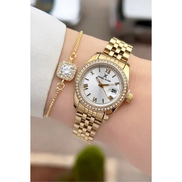 Gold Renk Hediye Paketli Kadın Kol Saati ve Hediye Baget Bileklik