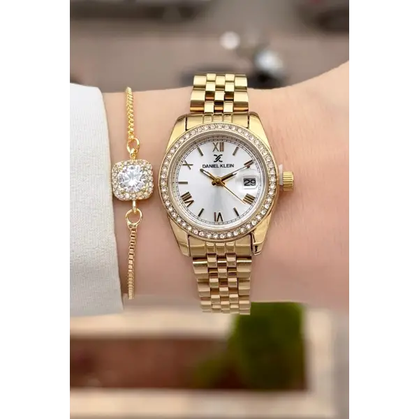 Gold Renk Hediye Paketli Kadın Kol Saati ve Hediye Baget Bileklik