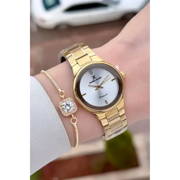 Gold Renk 30 mm Hediye Paketli Kadın Kol Saati ve Hediye Bileklik