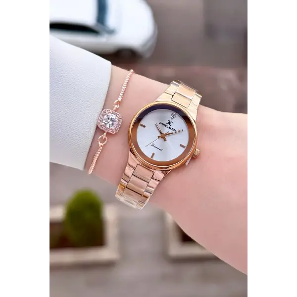 Rose Renk 30 mm Hediye Paketli Kadın Kol Saati ve Hediye Bileklik