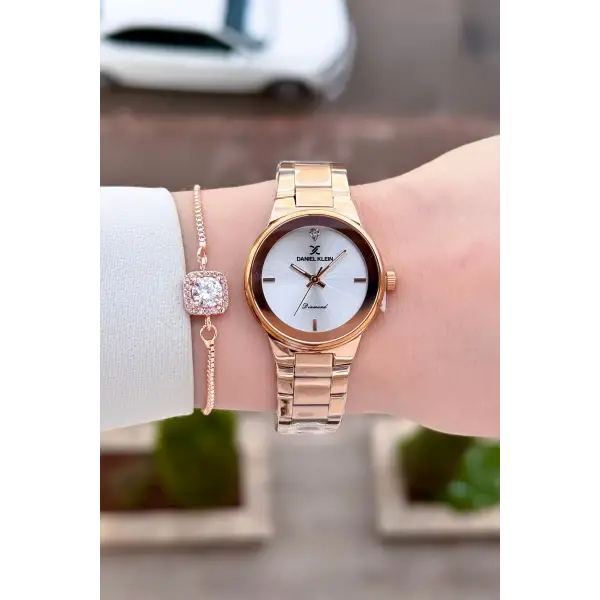 Rose Renk 30 mm Hediye Paketli Kadın Kol Saati ve Hediye Bileklik