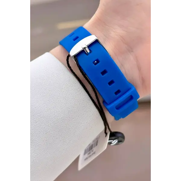 Sarı Yeşil Mavi Renk 8 Farklı Işıklı Hediye Paketli 5 ATM Çocuk Kol Saati