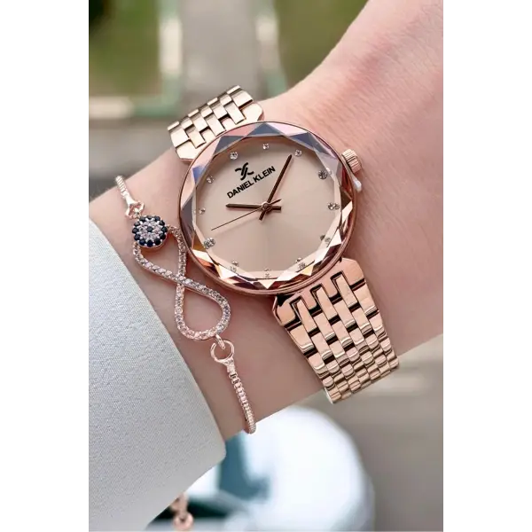 Kadranı Siyah Kordonu Rose Renk Kadın Kol Saati ve Bileklik