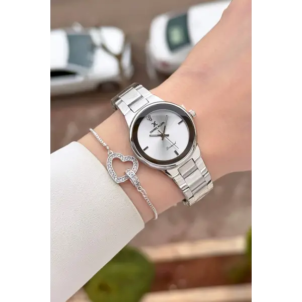 Pırlantalı Gümüş Renk 30 mm Hediye Paketli Kadın Kol Saati ve Bileklik