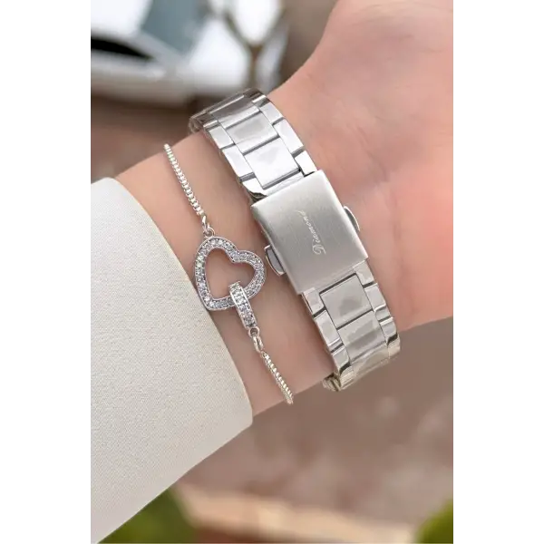 Pırlantalı Gümüş Renk 30 mm Hediye Paketli Kadın Kol Saati ve Bileklik