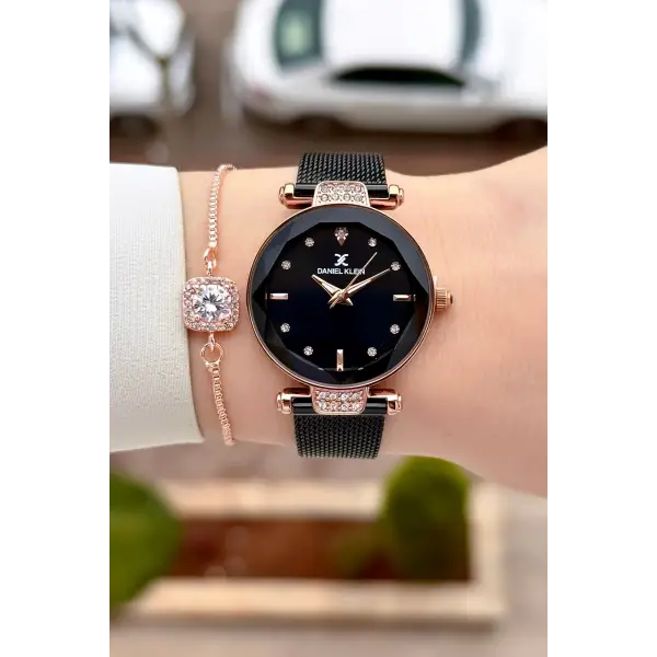 Kasası Rose Kordonu Siyah Renk 32 mm Kadın Kol Saati ve Bileklik