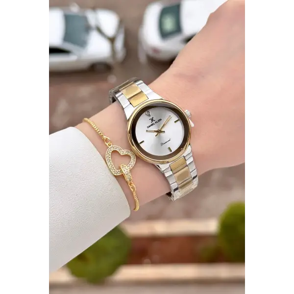 Pırlantalı Gold Gümüş Renk 30 mm Hediye Paketli Kadın Kol Saati ve Bileklik