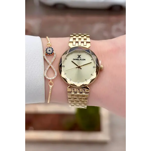 Gold Renk 30 mm Hediye Paketli Kadın Kol Saati ve Bileklik