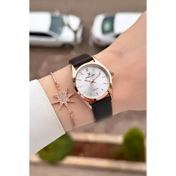 Kasası Rose Kordonu Koyu Kahverengi Renk Hediye Paketli Kadın Kol Saati ve Bileklik