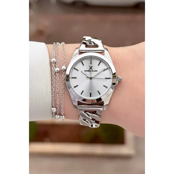 Gümüş Renk 32 mm Hediye Paketli Kadın Kol Saati ve Bileklik