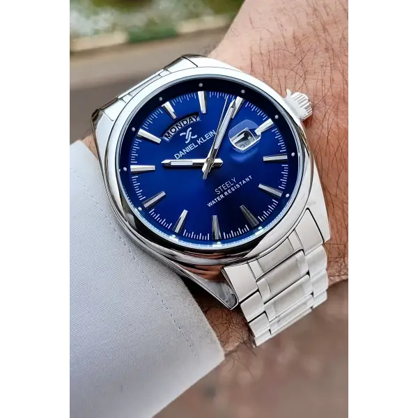 Gümüş Lacivert Renk Tamamen Paslanmaz Çelik Takvimli Erkek Kol Saati