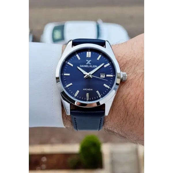 Lacivert Renk 42,5 Mm Hediye Paketli Deri Kordon Erkek Kol Saati