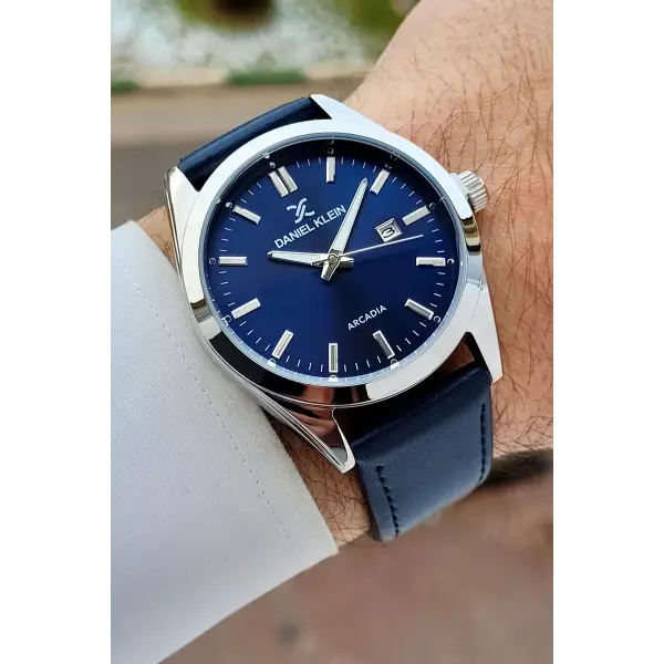 Lacivert Renk 42,5 Mm Hediye Paketli Deri Kordon Erkek Kol Saati