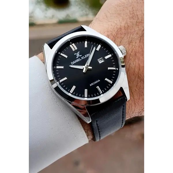 Siyah Renk 42,5 Mm Hediye Paketli Deri Kordon Erkek Kol Saati