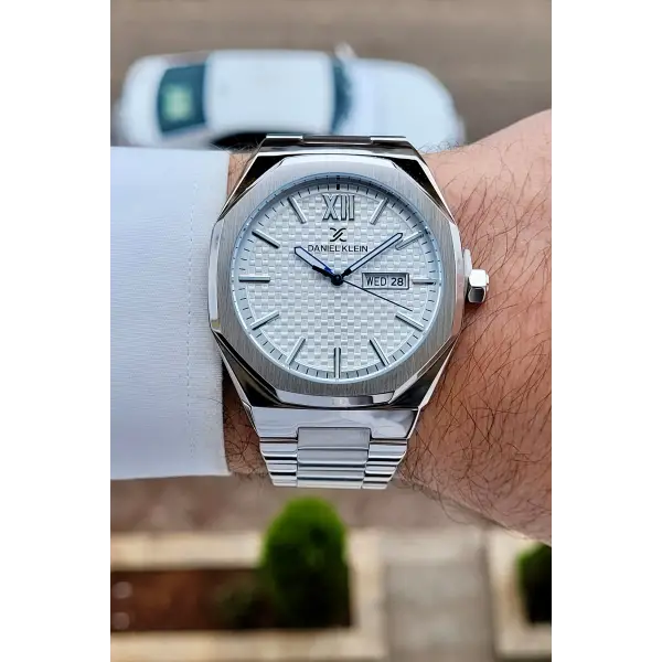 Gümüş Renk 43 mm Erkek Kol Saati