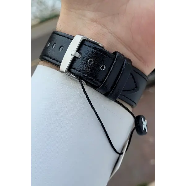 Siyah Renk Rakamlı 42,5 Mm Hediye Paketli Erkek Kol Saati