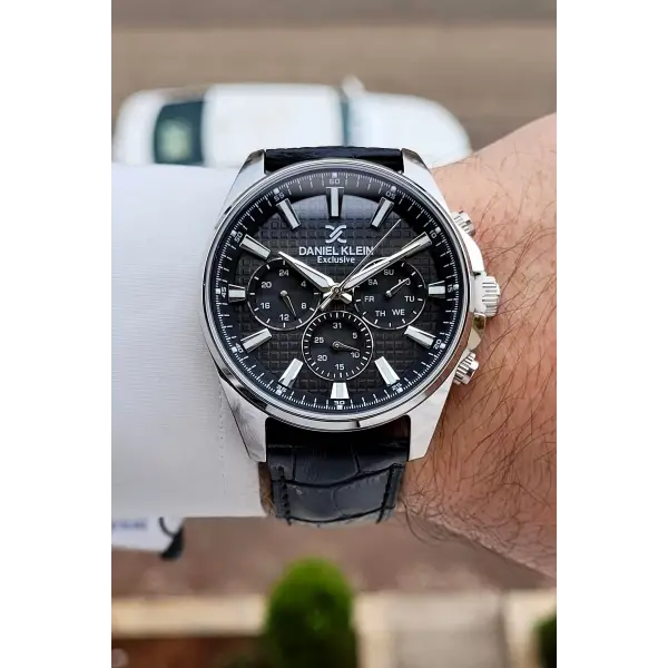 Siyah Renk 43 Mm İç Göstergeleri Aktif Erkek Kol Saati