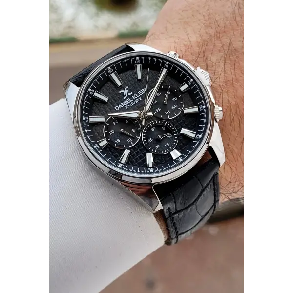 Siyah Renk 43 Mm İç Göstergeleri Aktif Erkek Kol Saati