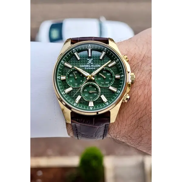 Kasası Gold Kordonu Kahverengi Renk 43 Mm İç Göstergeleri Aktif Erkek Kol Saati