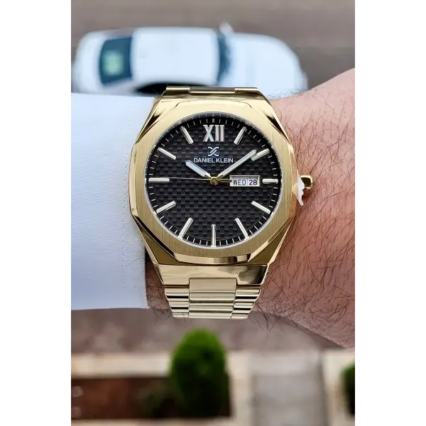 Kadranı Siyah Kordonu Gold Renk 43 mm Erkek Kol Saati