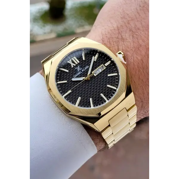 Kadranı Siyah Kordonu Gold Renk 43 mm Erkek Kol Saati