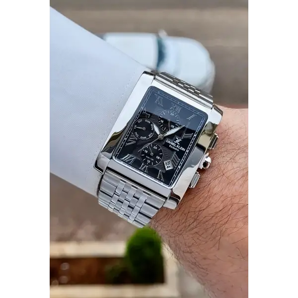 Kadranı Siyah Kordonu Gümüş Renk Hediye Paketli Erkek Kol Saati