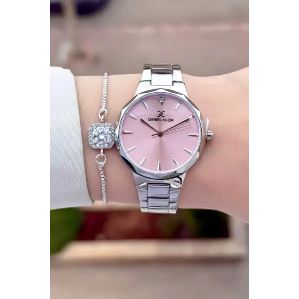 Kadranı Pembe Kordonu Gümüş Renk 33 Mm Kadın Kol Saati Ve Bileklik