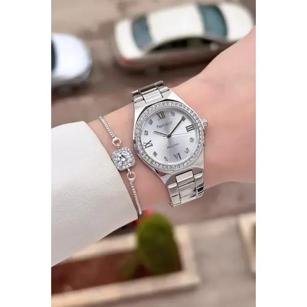 Gümüş Renk Kadın Kol Saati ve Bileklik