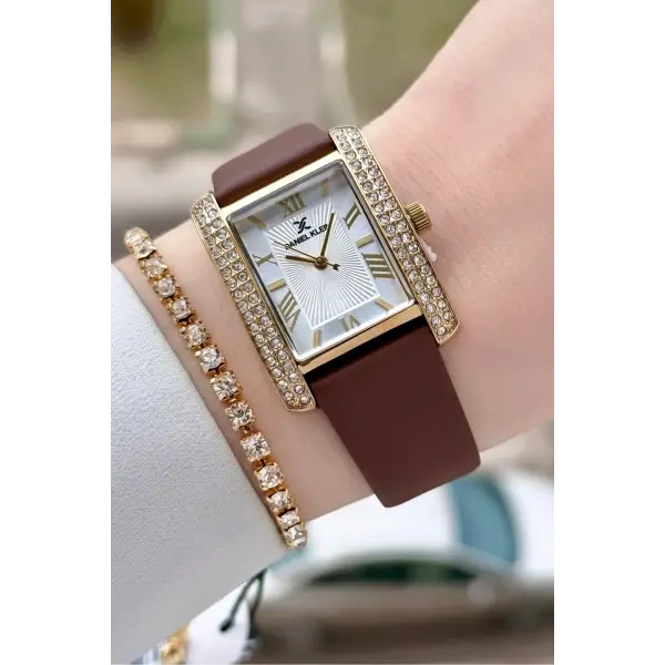 Kasası Gold Kordonu Kahverengi Renk Kadın Kol Saati ve Bileklik