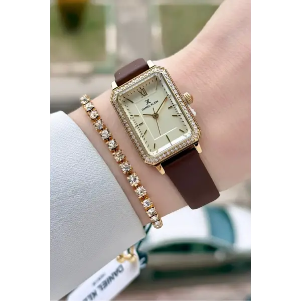 Kasası Gold Kordonu Kahverengi Renk Kadın Kol Saati ve Bileklik