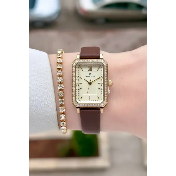 Kasası Gold Kordonu Kahverengi Renk Kadın Kol Saati ve Bileklik