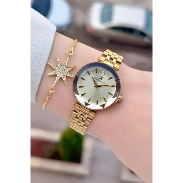 Gold Renk 30 Mm Kadın Kol Saati ve Bileklik