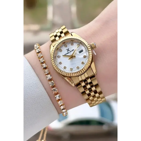 Gold Renk 28 Mm Kadın Kol Saati ve Bileklik