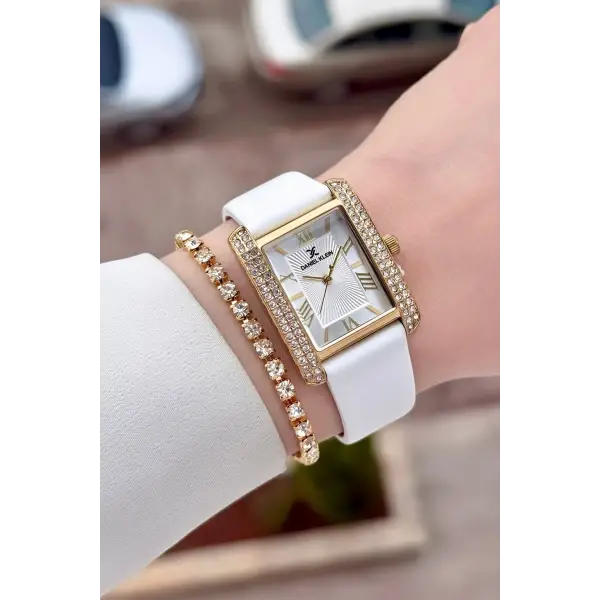 Kasası Gold Kordonu Beyaz Renk Kadın Kol Saati ve Bileklik