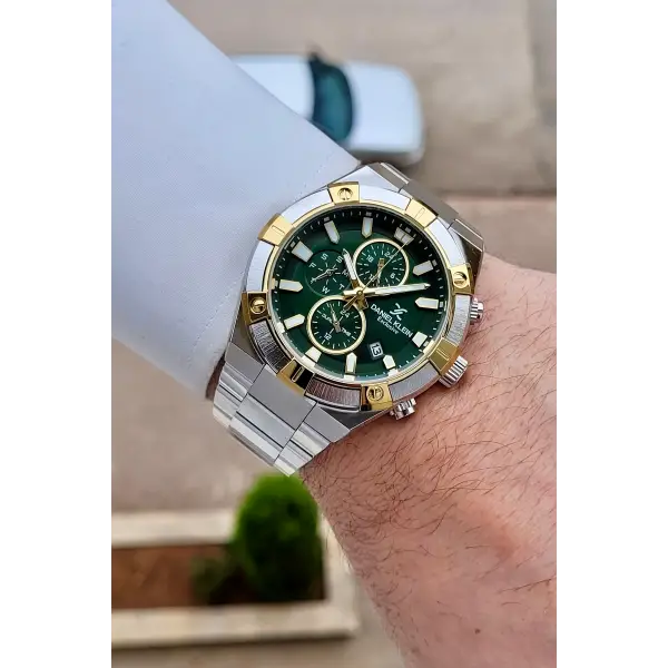 Kadranı Yeşil Kordonu Gümüş Renk 45 mm İç Göstergeleri Aktif Erkek Kol Saati