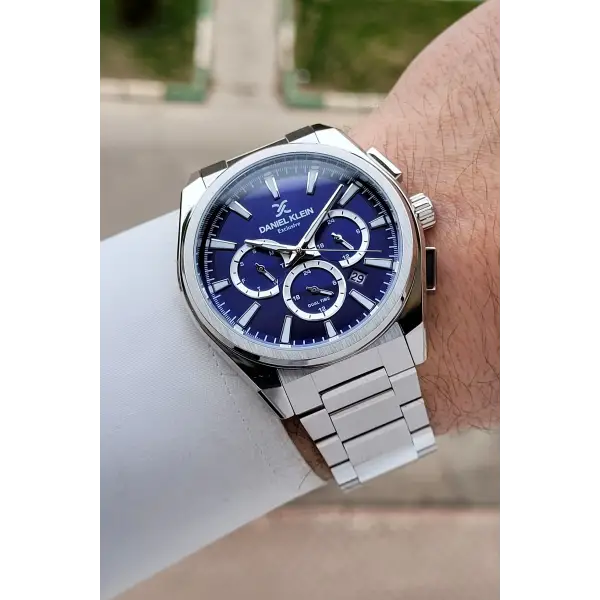 Kadranı Lacivert Kordonu Gümüş Renk 44 mm İç Göstergeleri Aktif Erkek Kol Saati