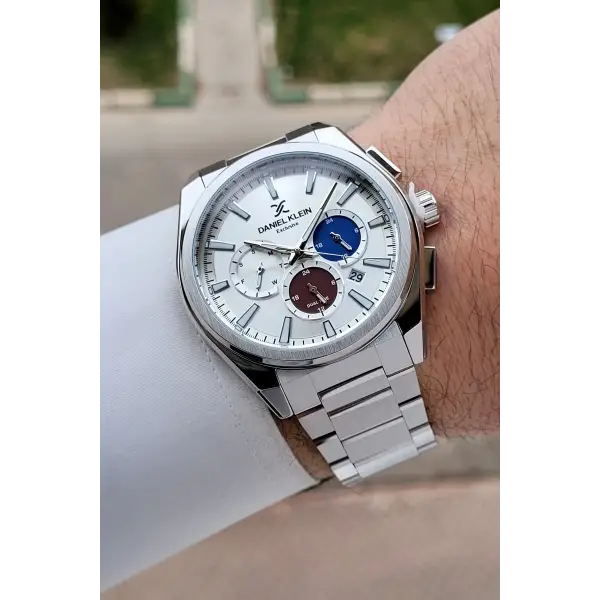 Kadranı Renkli Kordonu Gümüş Renk 44 mm İç Göstergeleri Aktif Erkek Kol Saati