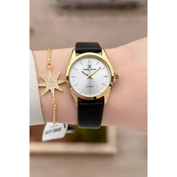 Kasası Gold Kordonu Siyah Renk Hediye Paketli Kadın Kol Saati ve Bileklik