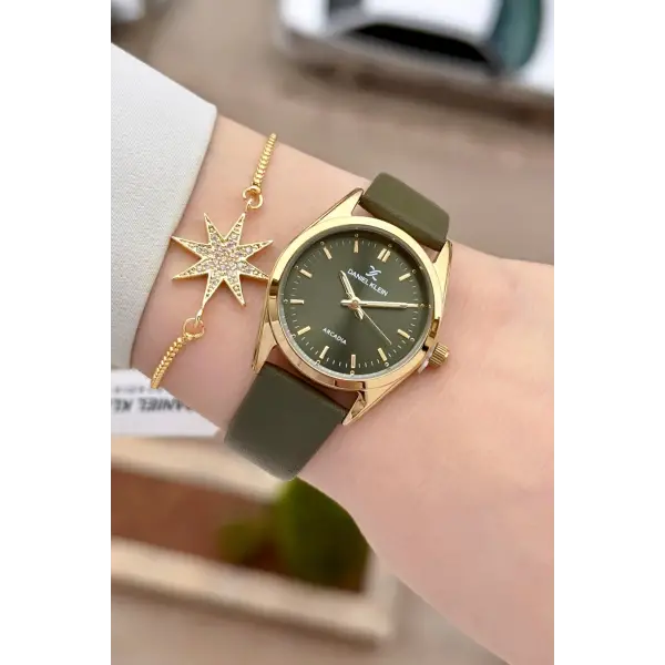 Kasası Gold Kordonu Yeşil Renk Hediye Paketli Kadın Kol Saati ve Bileklik