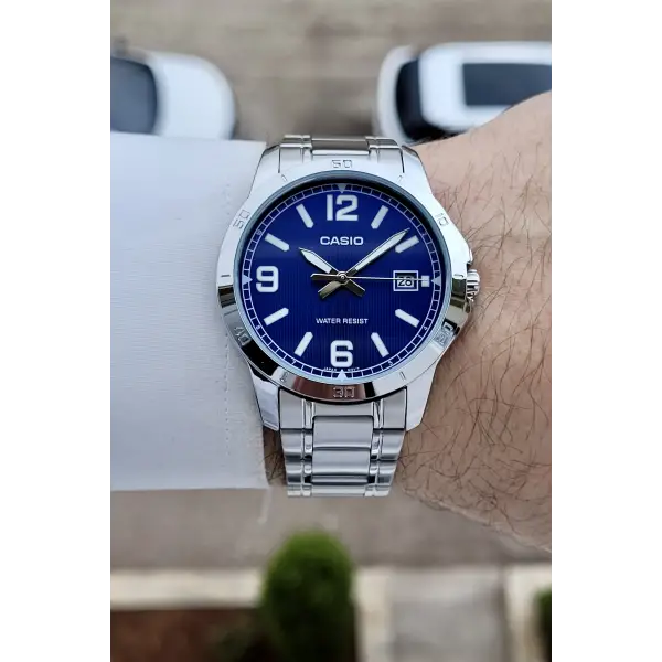 Kadranı Lacivert Gümüş Renk Hediye Paketli Erkek Kol Saati