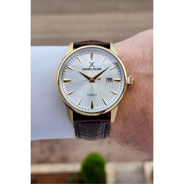 Kasası Gold Kordonu Kahverengi Renk 41,5 mm Full Çelik Kasa Erkek Kol Saati