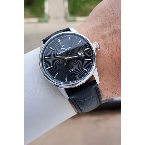 Kasası Gümüş Kordonu Siyah Renk 41,5 mm Full Çelik Kasa Erkek Kol Saati