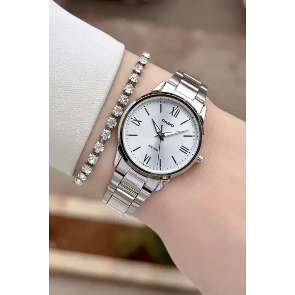Casio Kadın Kol Saati