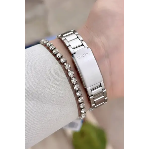 Casio Kadın Kol Saati