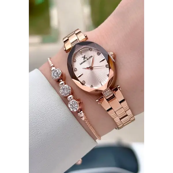 Rose Renk Kadın Kol Saati Ve Bileklik