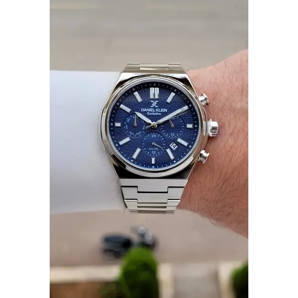 Kadranı Lacivert Kordonu Gümüş Renk 43 mm Erkek Kol Saati