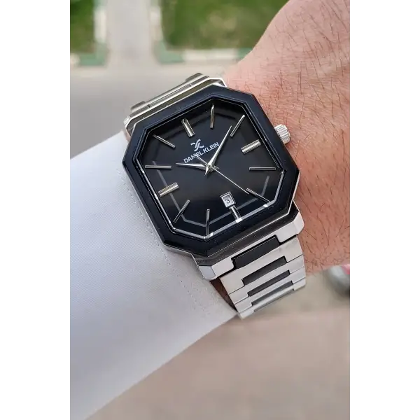 Gümüş Siyah Renk Erkek Kol Saati