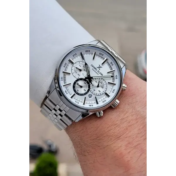 Gümüş Renk 43 Mm 5 ATM Erkek Kol Saati