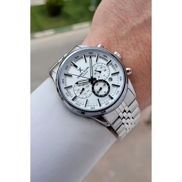 Gümüş Renk 43 Mm 5 ATM Erkek Kol Saati